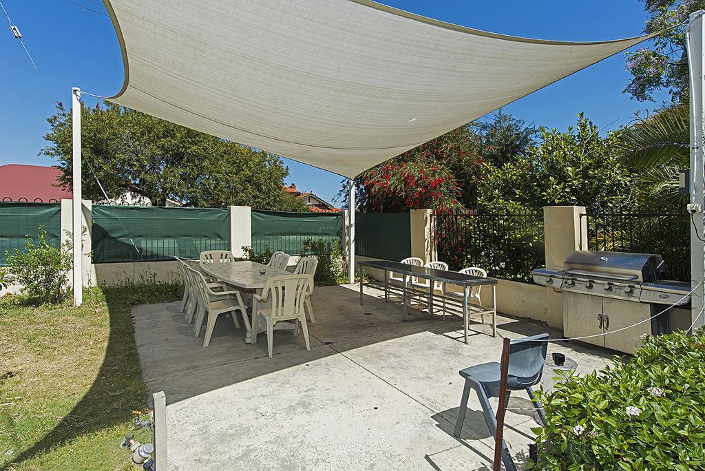 Victoria Park Lodge Perth Eksteriør bilde